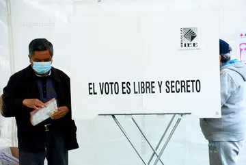 Mujeres encabezan más del 50% de candidaturas a diputaciones locales