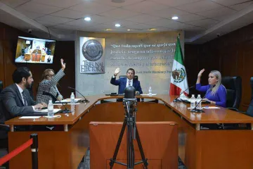Magistradas del TEEH durante sesión.