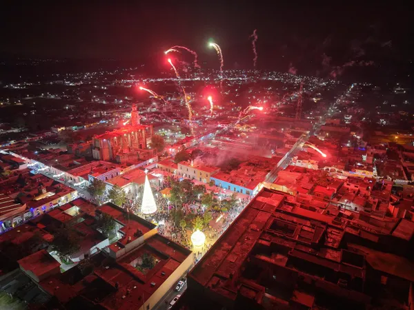 encendido de árbol navideño en Zempoala