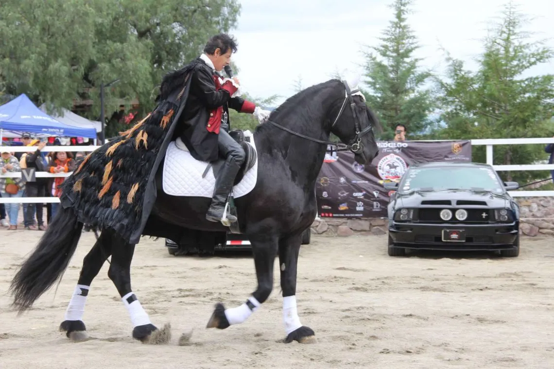 Desde Chiapas viajaron para celebración internacional de Mustang en Zempoala