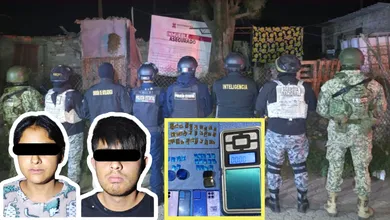 Operativo de autoridades durante un cateo por narcomenudeo en Tizayuca.