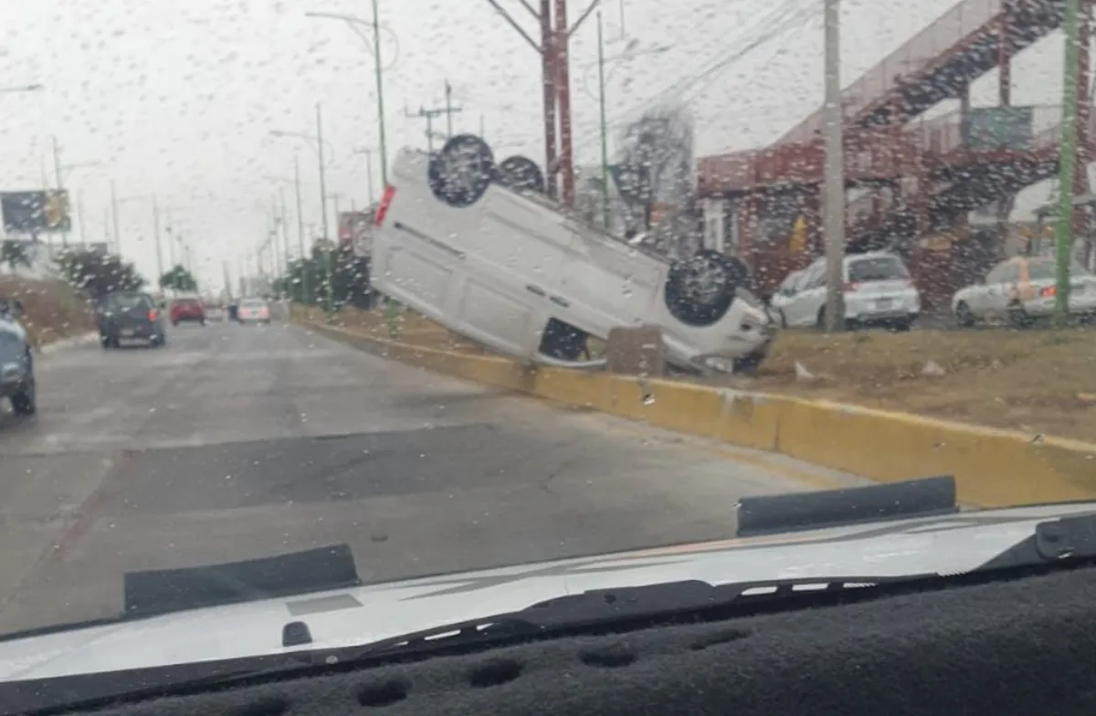 Tres accidentes en Pachuca y Mineral de la Reforma generan caos vial