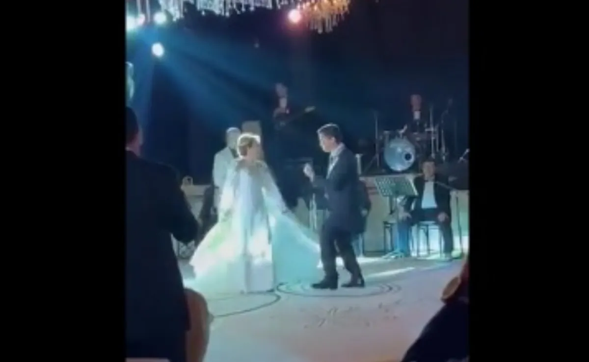 Así fue el baile nupcial de Elba Esther Gordillo y Luis Antonio Lagunas