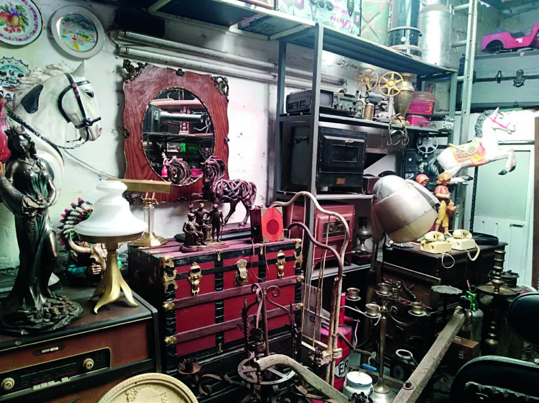 “Ahora todo es desechable”: coleccionista de antigüedades