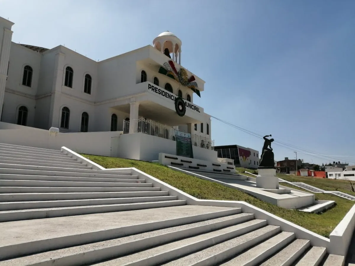 Pobladores de Atotonilco de Tula retiran plantón de alcaldía