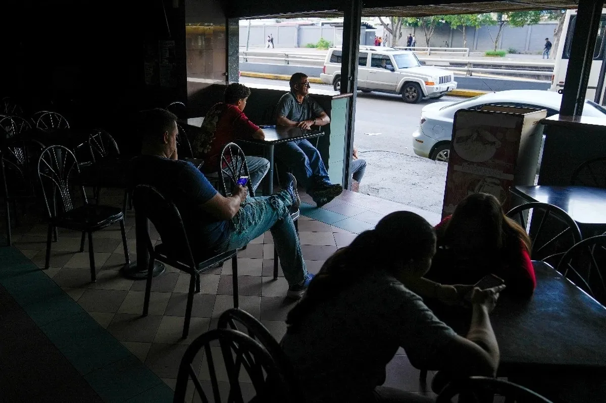 Apagón masivo en toda Venezuela, el gobierno denuncia “sabotaje”