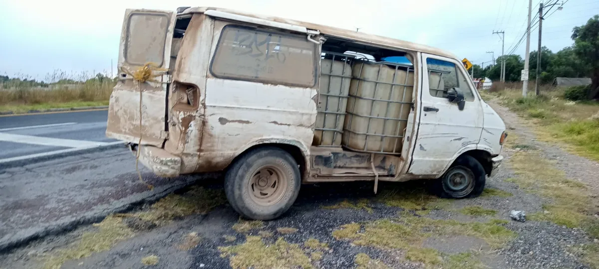 Decomisan 3 unidades con huachicol en San Agustín Tlaxiaca