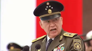 Ricardo Trevilla destacó la confianza del pueblo en las Fuerzas Armadas durante el Desfile Cívico Militar 2026 por el 216 Aniversario de la Independencia.