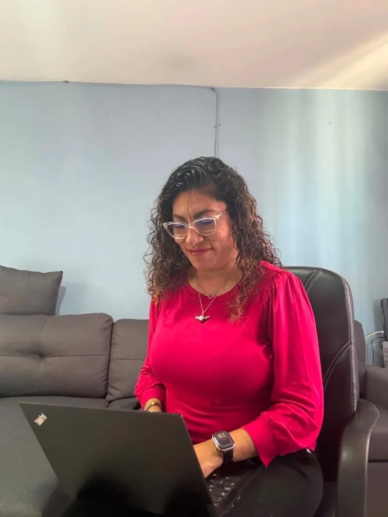 Zaira Martínez lleva la ciberseguridad a la gente