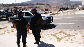 De acuerdo con los primeros reportes, se presume que las muertes podrían haber sido causadas por una posible intoxicación.