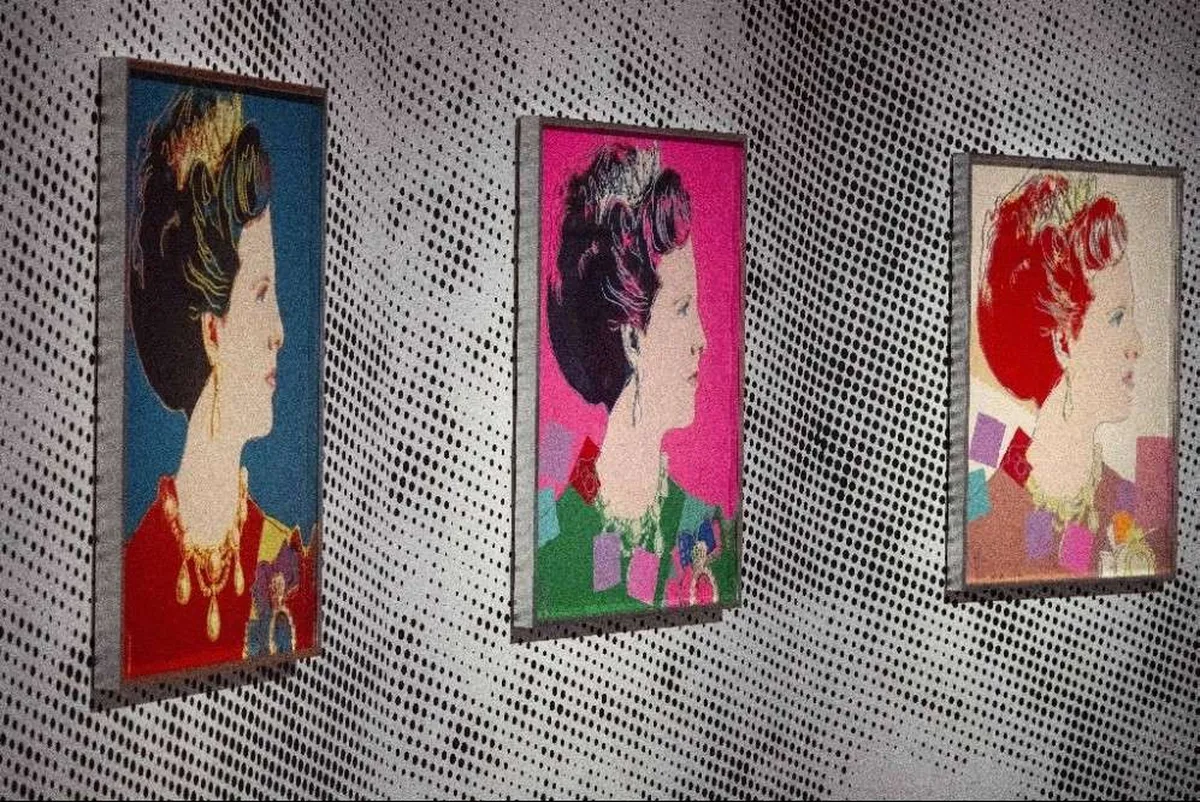 Roban 2 obras de arte de Andy Warhol en galería holandesa