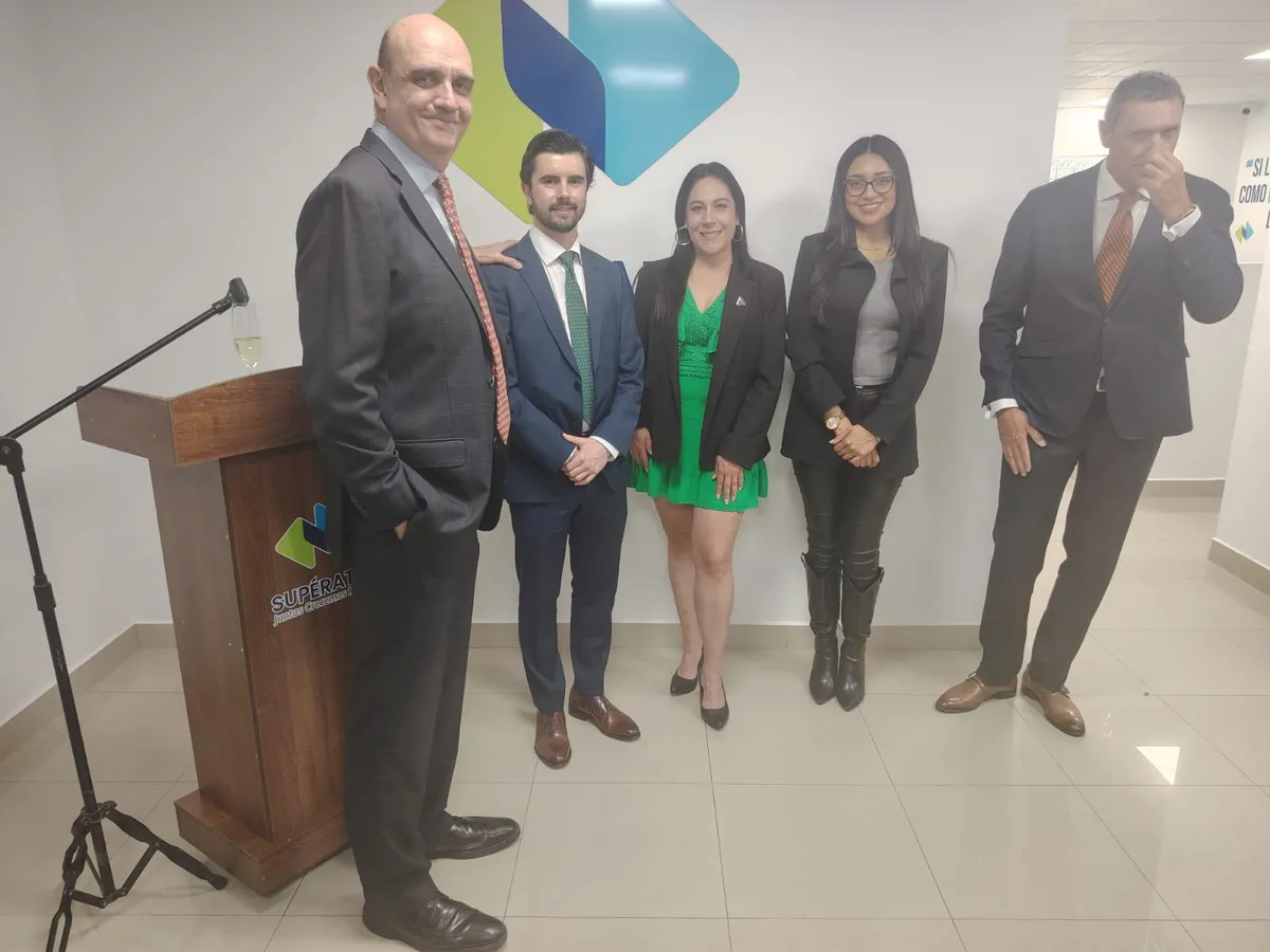 Financiera Superate celebra aniversario en Pachuca