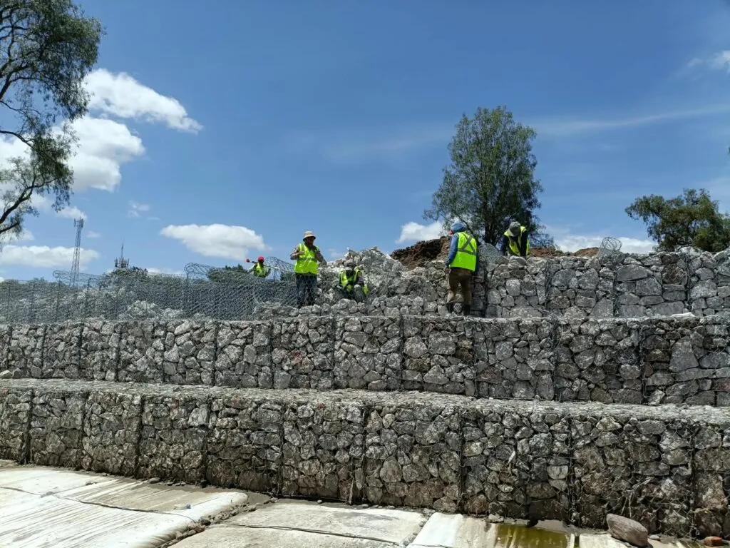 Río Tula avanza con obras contra inundaciones y restauración ambiental