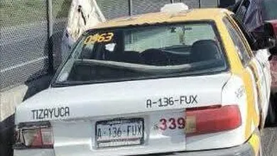 Choque entre taxi y auto particular provocó caos vial en Tizayuca