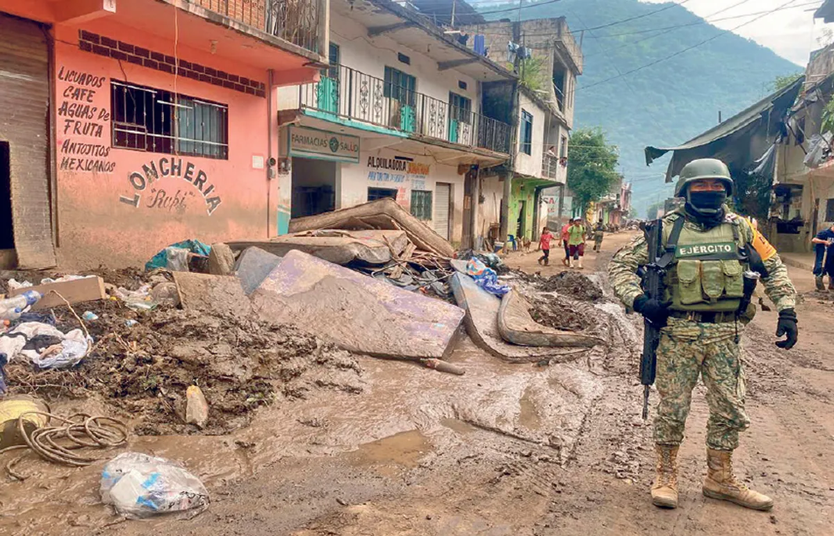 Despliegue de ayuda en Huehuetla