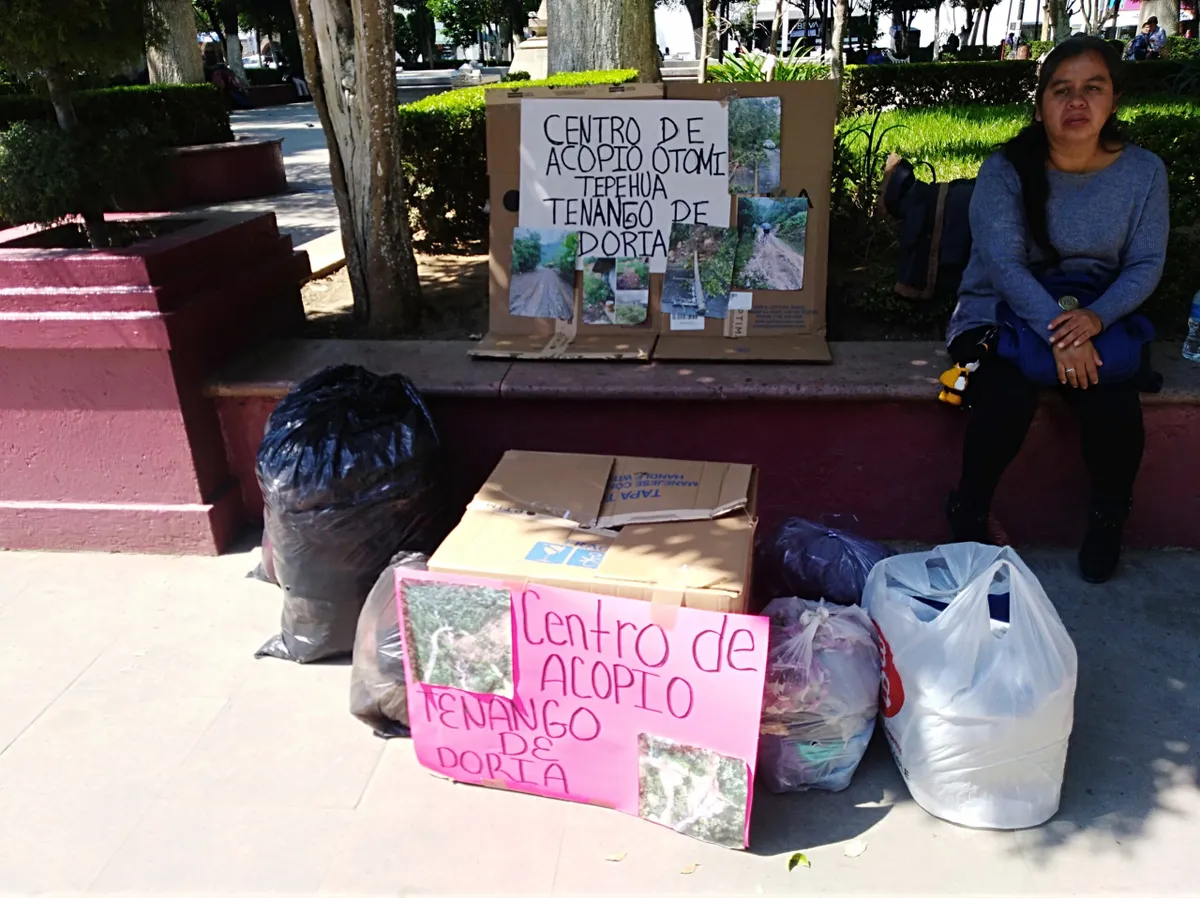 “Sirvo más aquí”: Francisca, habitante de El Dequeña, lidera ayuda desde Tulancingo