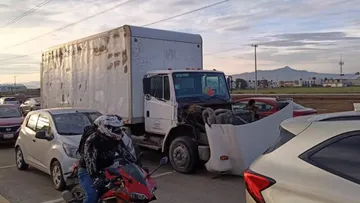 Accidente entre dos unidades pesadas en Las Torres