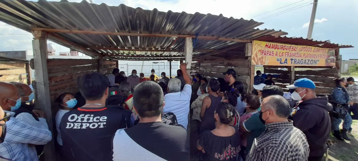 Vecinos denuncian irregularidades en Xochihuacán