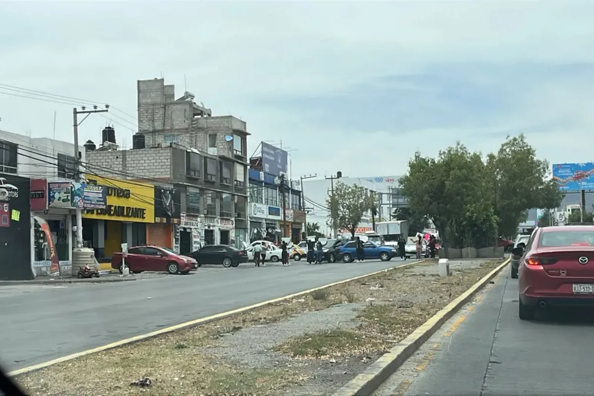 Pachuca se prepara para un bloqueo vial en Colosio. Vecinos de Bosques del Peñar piden respuesta urgente por la falta de agua.