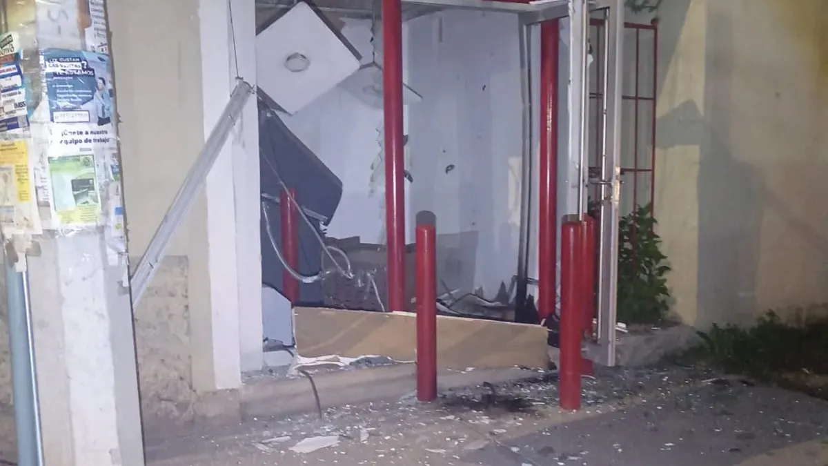 Cajero Banorte dañado por explosivo en Tulancingo