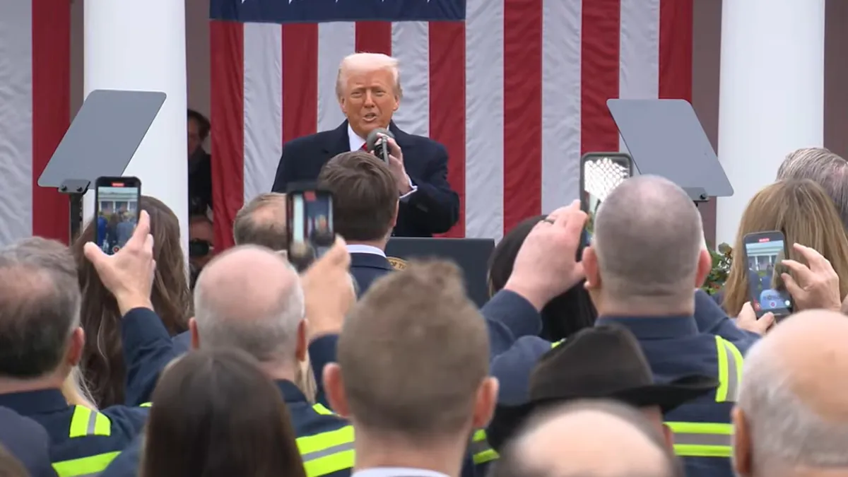 El presidente de Estados Unidos, Donald Trump presenta Plan Arancelario de EU en el que impone tarifas recíprocas.