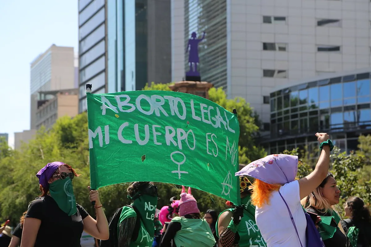 Celebran guía del IMSS para interrupción legal del embarazo