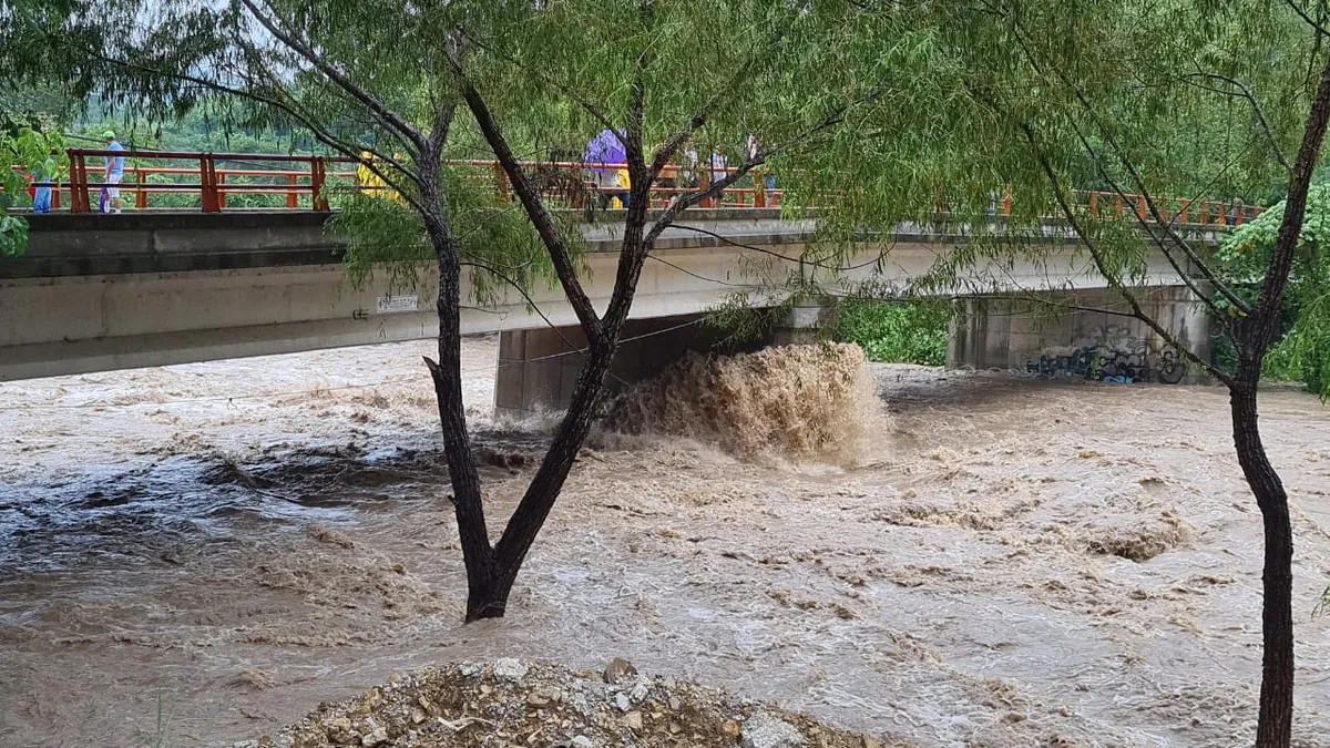Lamenta AMLO muerte de familia en Veracruz por ‘Grace’