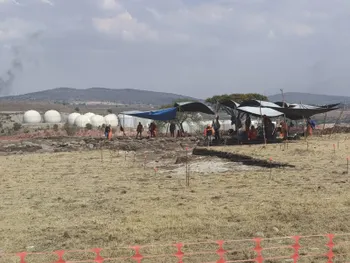 Hallan vestigios mexicas y posible ocupación teotihuacana en obras del tren México-Querétaro