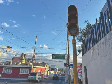 ¿Semáforos en Pachuca tienen más de 25 años? El municipio trabaja ya en su reemplazo