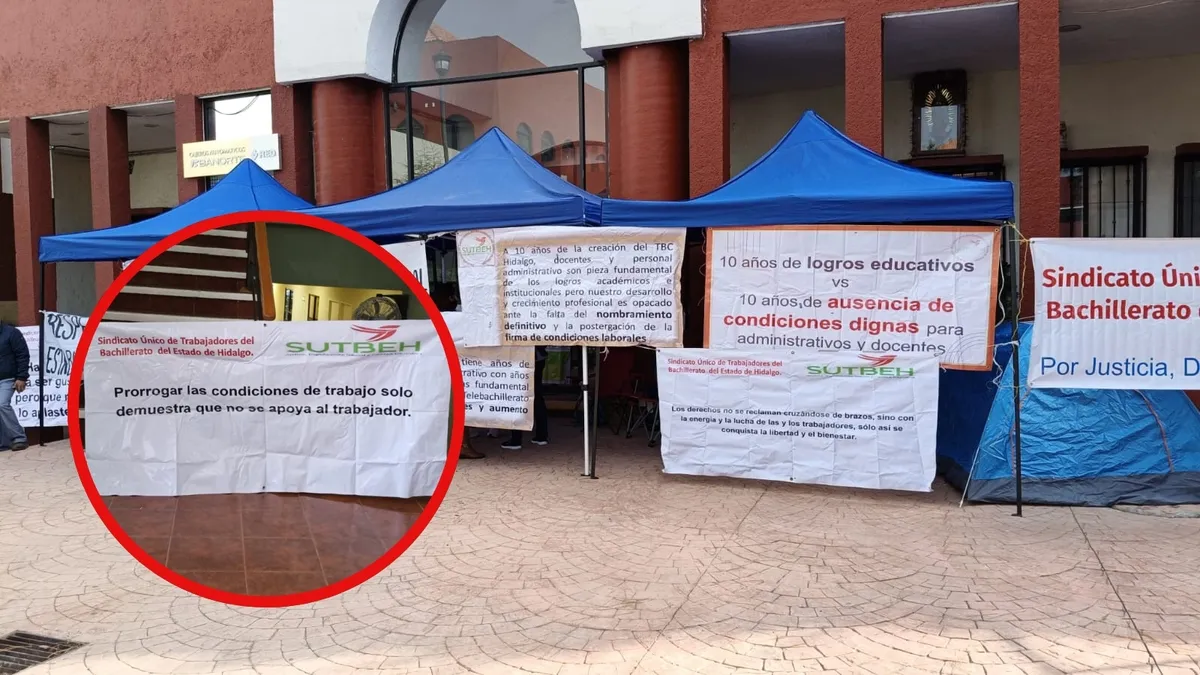Manifestación del SUTBEH en oficinas del Telebachillerato en Pachuca por mejoras laboral.