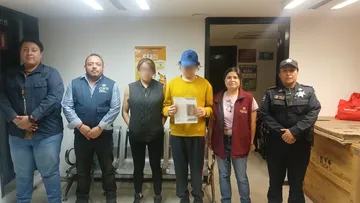 Policías de Pachuca localizan a menor extraviado.