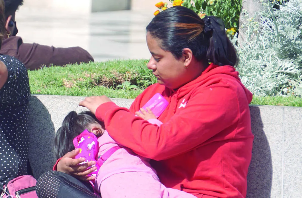 En 2021, mil 807 niñas y jóvenes se convirtieron en madres: Inegi