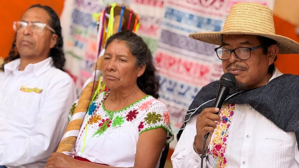 Pueblos indígenas de Hidalgo rechazan consulta y amagan con impugnar foros del IEEH