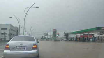 Lluvias causan encharcamientos en zonas de Mineral de la Reforma