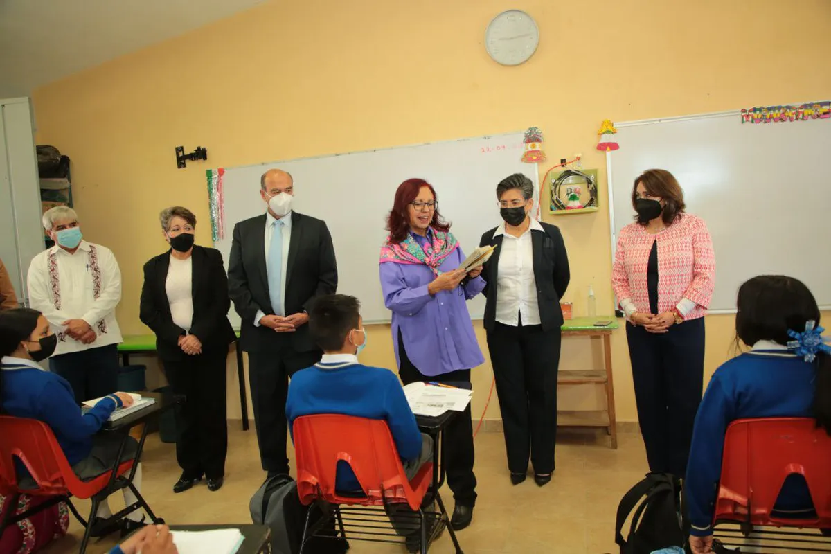 Basifican a mil 300 profesores de Hidalgo