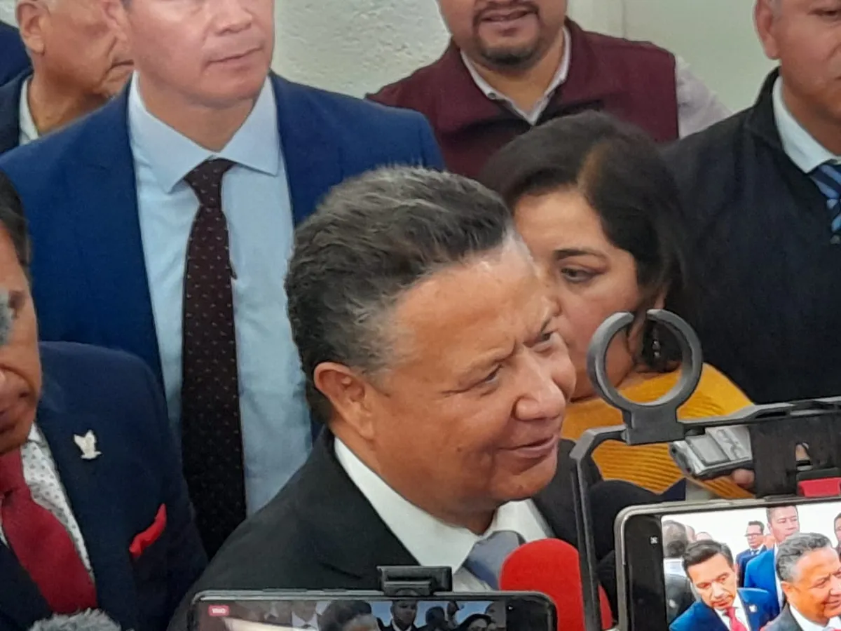 Indigna pérdida de estaciones de radio: gobernador 