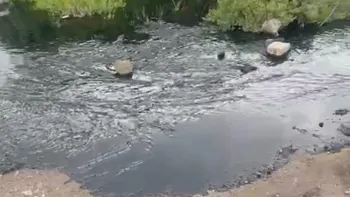 Operativo por toma clandestina de combustible en Mineral de la Reforma.