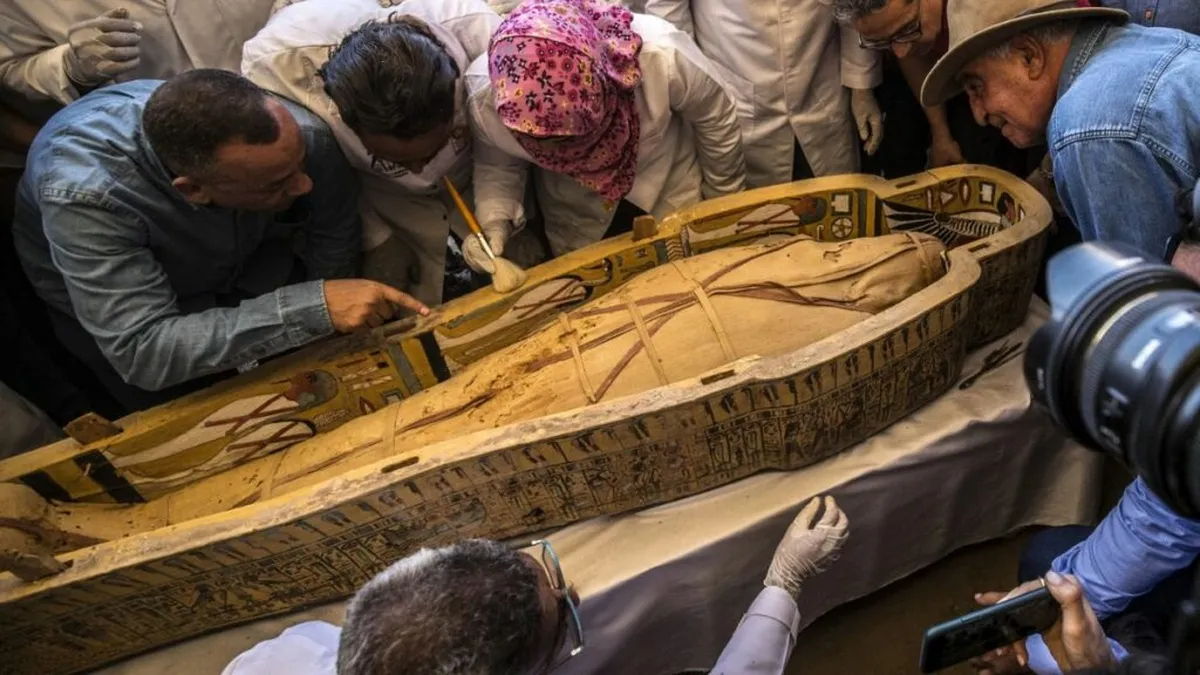 Investigadores descubren sarcógafo del Imperio Medio de Egipto