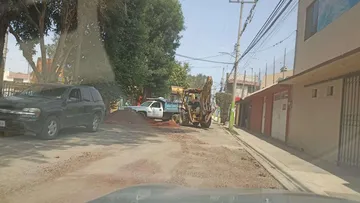 Tulancingo: candidata del PRI lleva tezontle a calle que quedó inconclusa cuando era síndica
