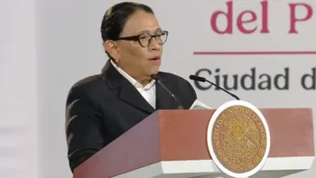 Rosa Icela Rodríguez rinde homenaje a Cuauhtémoc Cárdenas
