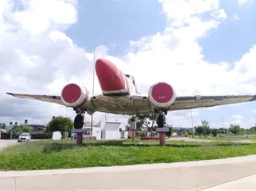 Ciudadano crea en Tulancingo museo de aeronáutica