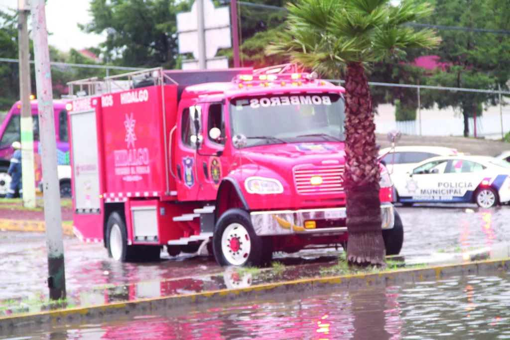 Septiembre inicia con lluvias intensas que inundan Pachuca y su zona metropolitana