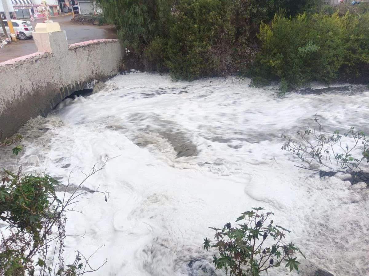 ¡Alerta en Tezontepec de Aldama por desbordamiento del río Salado!