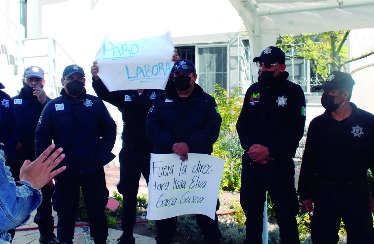 Epazoyucan se queda sin policías; pedían destitución de directora de Seguridad