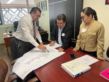 Proyectan nuevas obras para mejorar caminos en comunidades de Zimapán