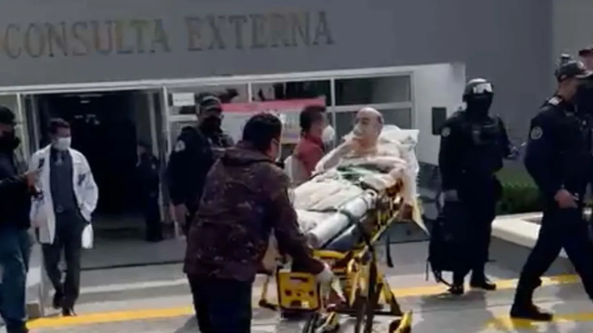 Murillo Karam es internado unas horas en hospital de Xoco