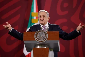 Voto electrónico, opción a analizar para reforma electoral: AMLO