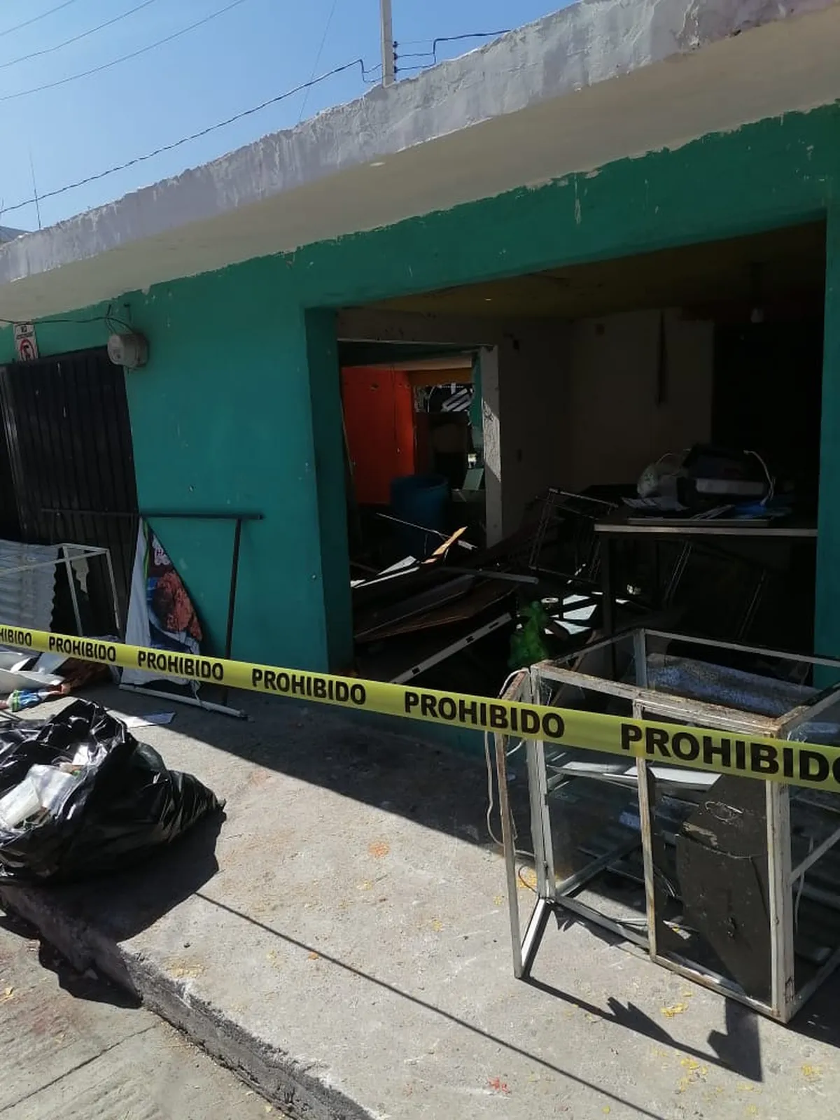 Explota tanque de gas estacionario en Tulancingo; repartidores resultaron lesionados