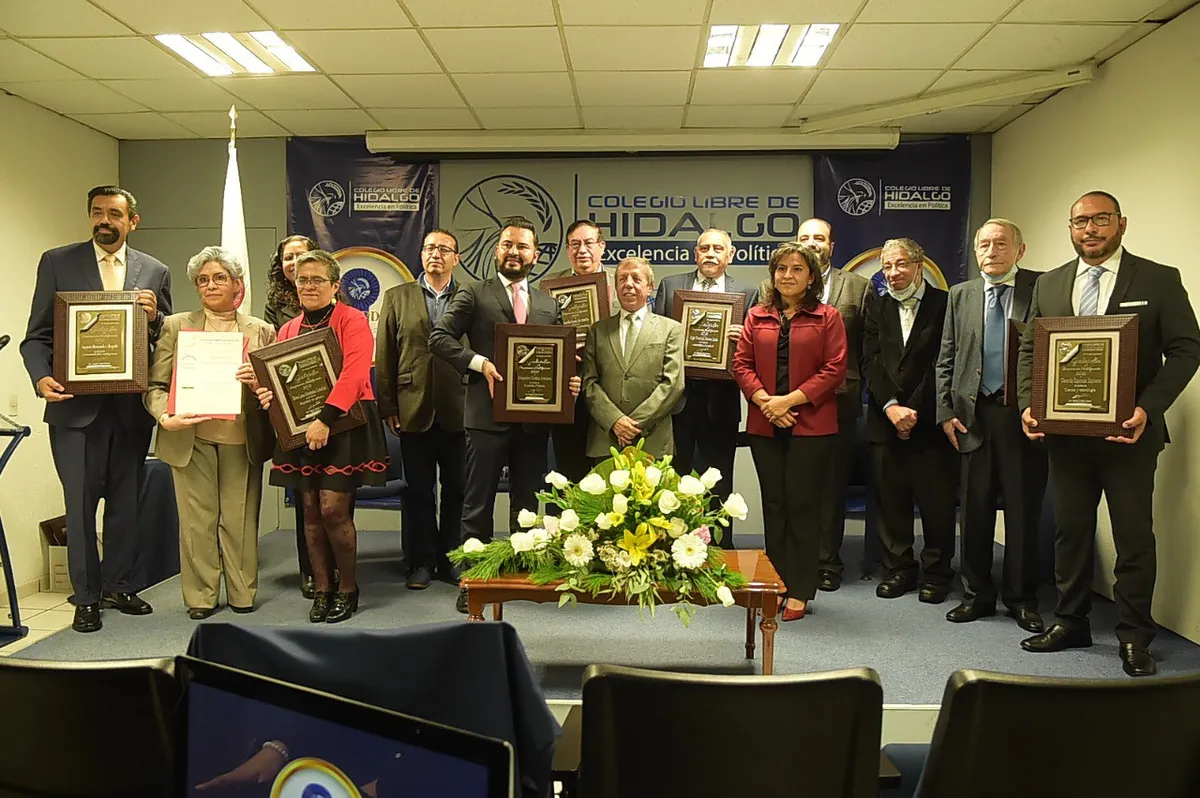 Colegio Libre de Hidalgo entrega galardón Compromiso Hidalguense 2021
