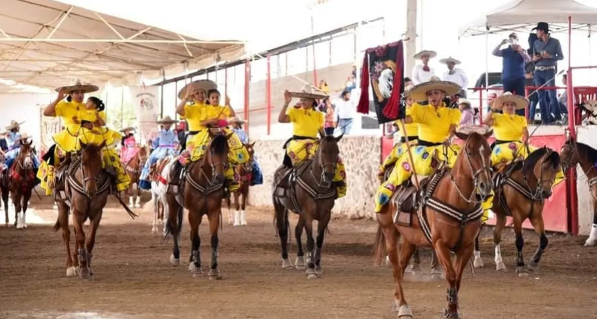 Flor de San Juan, campeonas estatales de escaramuzas 2022